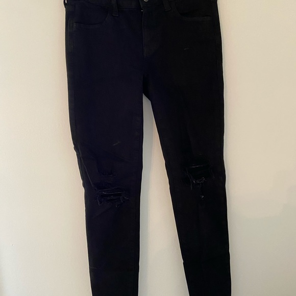 Black distressed American Eagle jeans - Picture 1 of 2